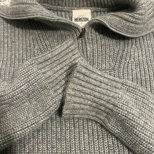 Herizon Gray Turtleneck Sweater for Women